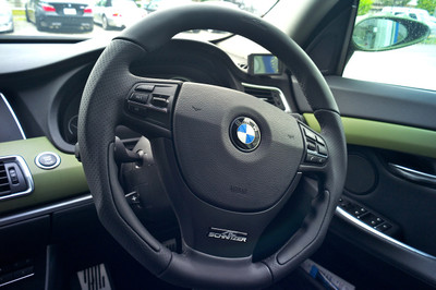 L1000418